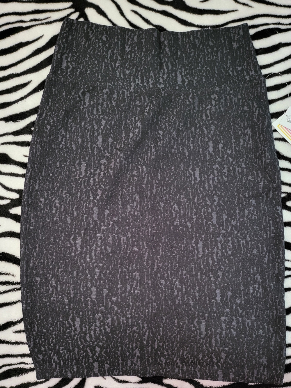 LulaRoe Cassie Black Textured Pencil Skirt - Women's